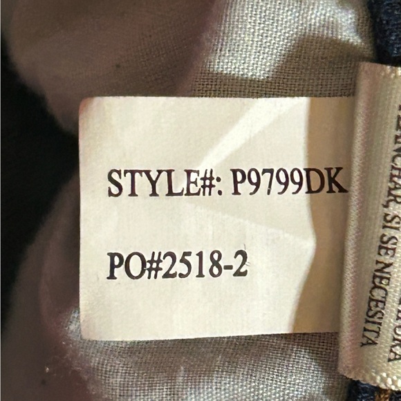 NEW Sneak Peek Women's Sexy Distressed Boyfriend Dark Denim Blue Jeans Size 9 - Picture 6 of 9